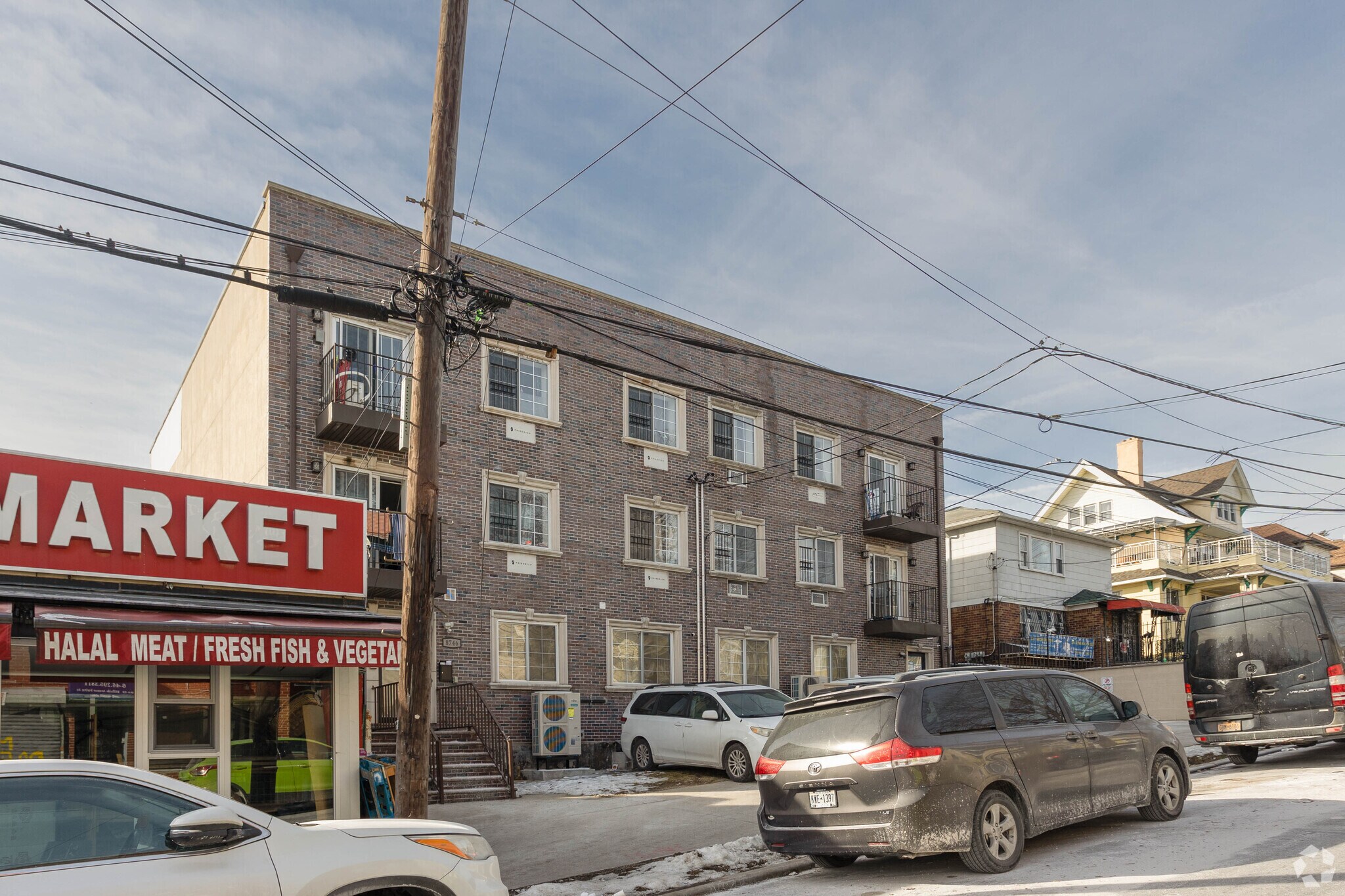 8744-8746 168th Pl, Jamaica, NY for sale Primary Photo- Image 1 of 1