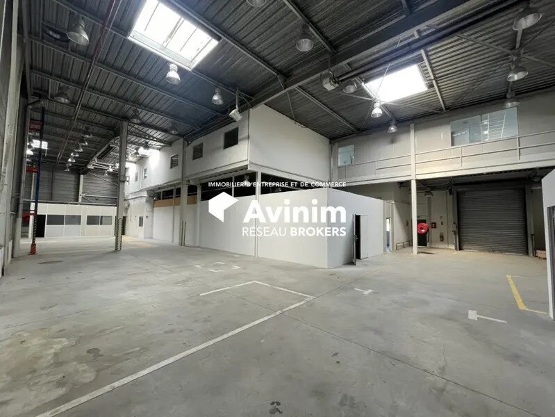 Flex in Aix-en-Provence for lease Interior Photo- Image 1 of 8