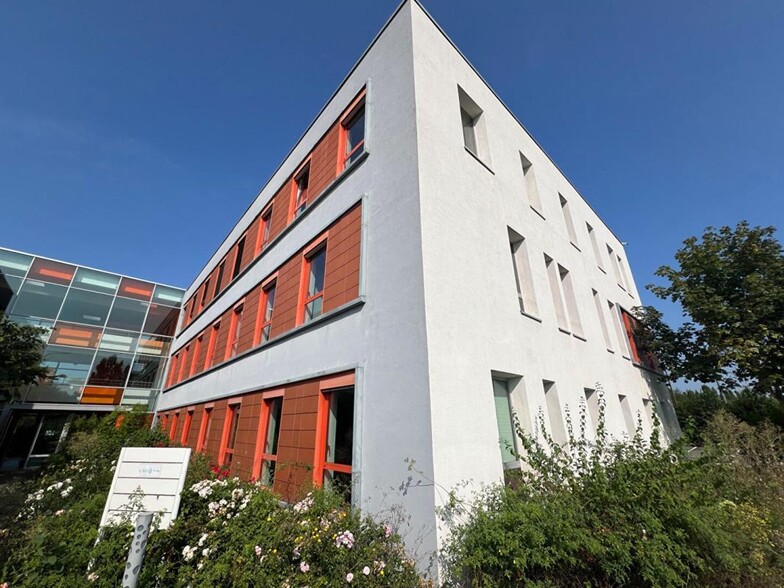 Office in Metz for lease - Building Photo - Image 3 of 9