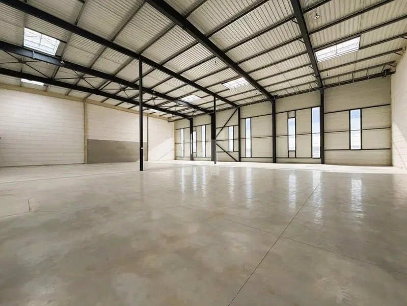 Flex in Wissous for lease Interior Photo- Image 1 of 9