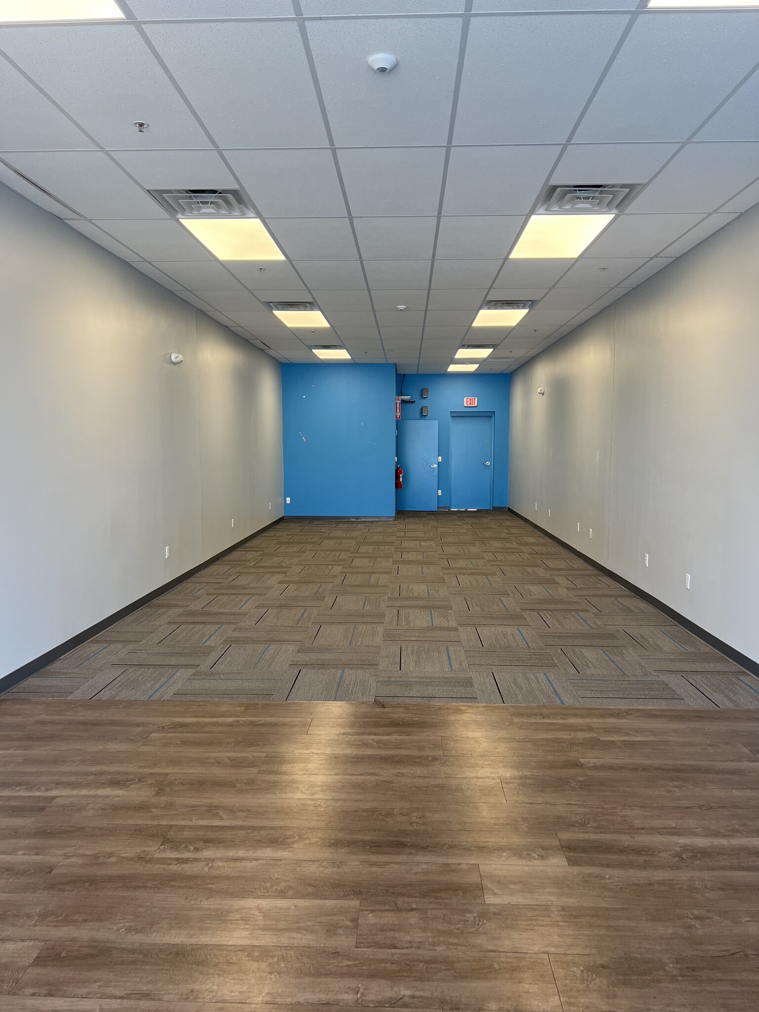 4036 N 1st Ave, Tucson, AZ for lease Interior Photo- Image 1 of 2