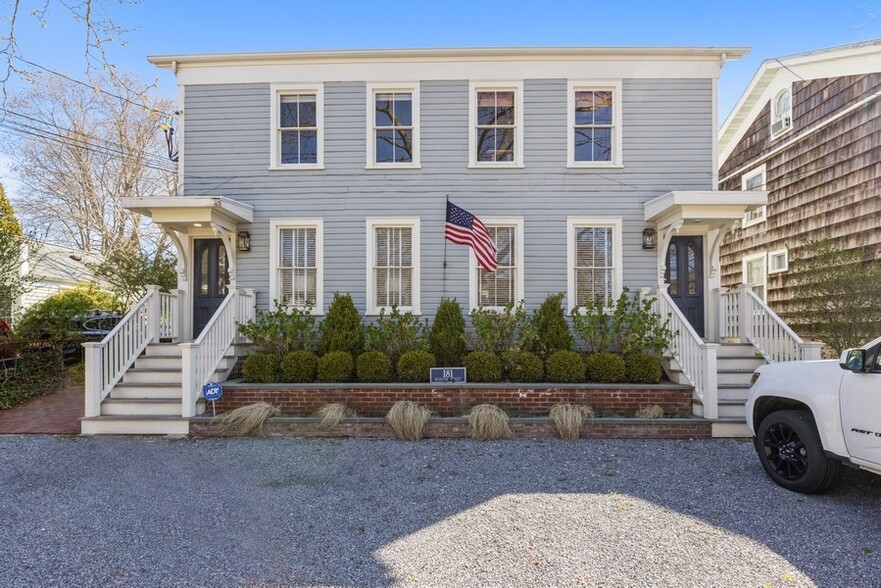 181 Madison St, Sag Harbor, NY for sale - Primary Photo - Image 1 of 1