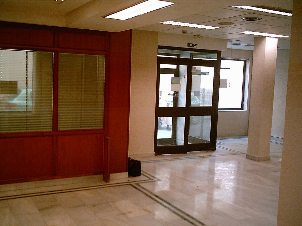 Berja, ALM 04760 - Unit - - - Interior Photo - Image 2 of 3