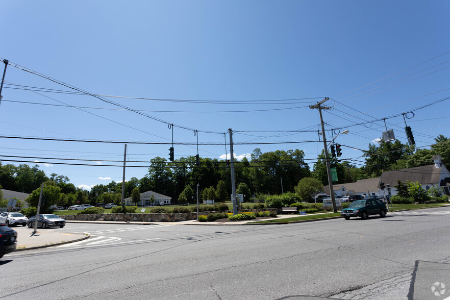 Route 6 & Mohegan Ave, Mohegan Lake, NY for sale - Primary Photo - Image 1 of 1