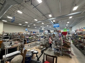 832 Mantua Pike, Woodbury Heights, NJ for lease Interior Photo- Image 2 of 5