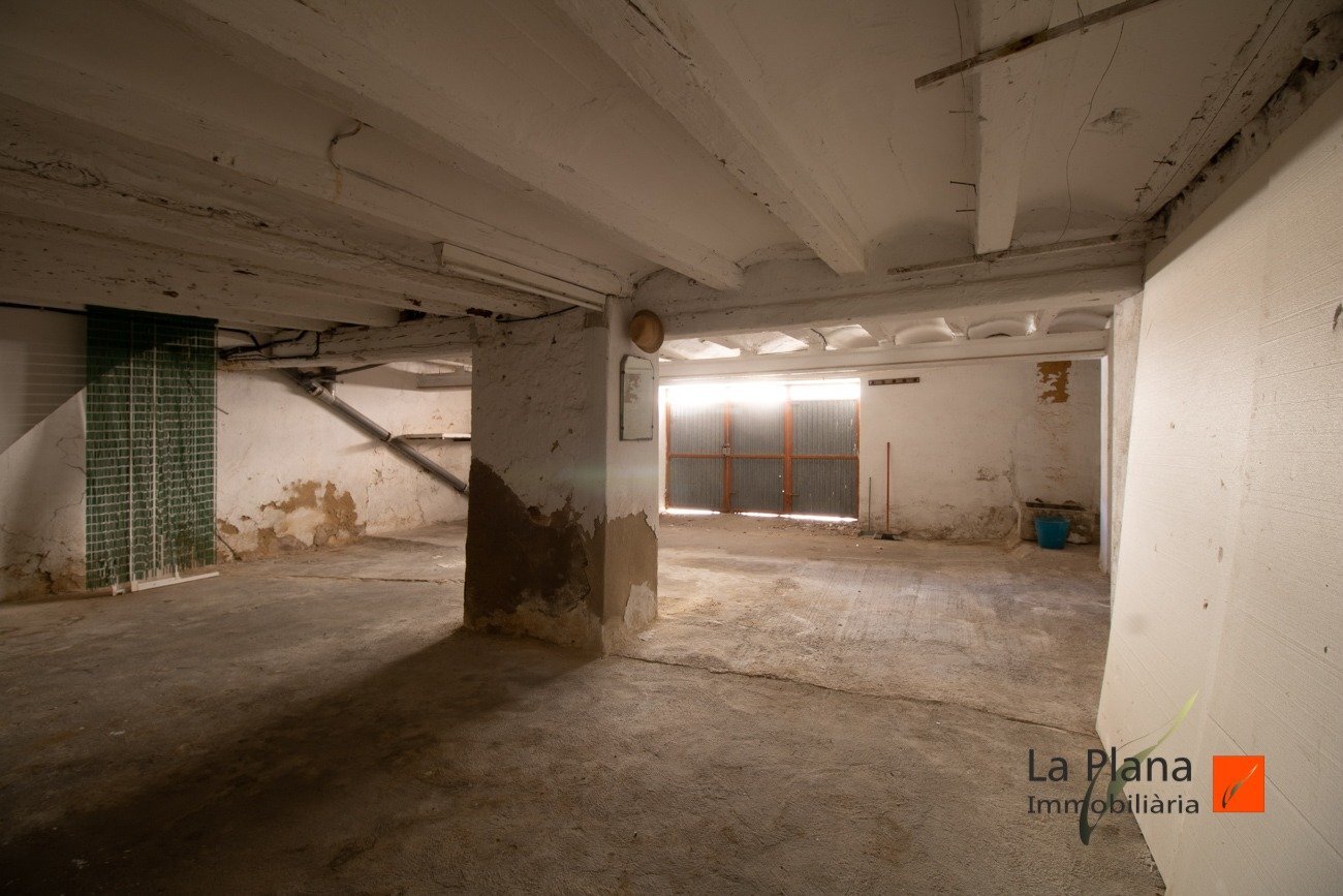 Multifamily in Santa Bàrbara, Tarragona for sale Interior Photo- Image 1 of 6
