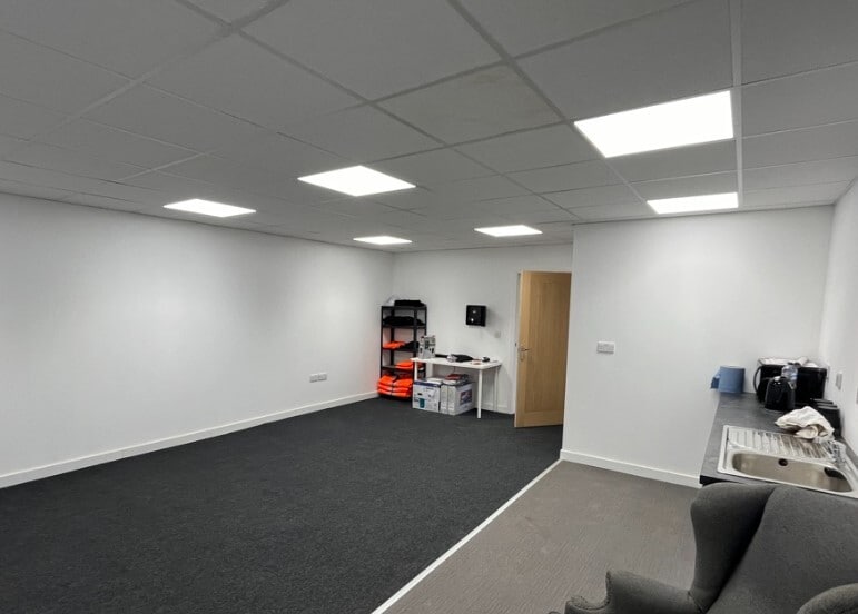 10 South Nelson Rd, Cramlington for lease Interior Photo- Image 1 of 6