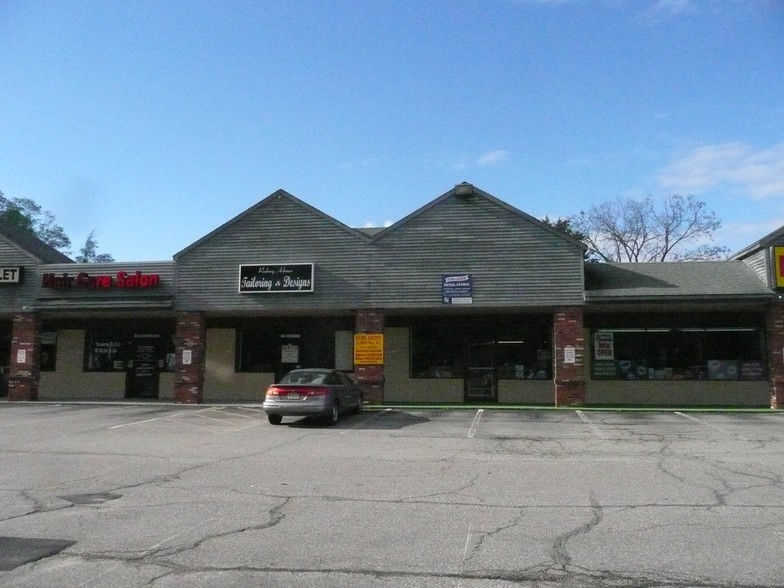 390 Fairfield Rd, Fairfield, NJ for lease - Building Photo - Image 2 of 11