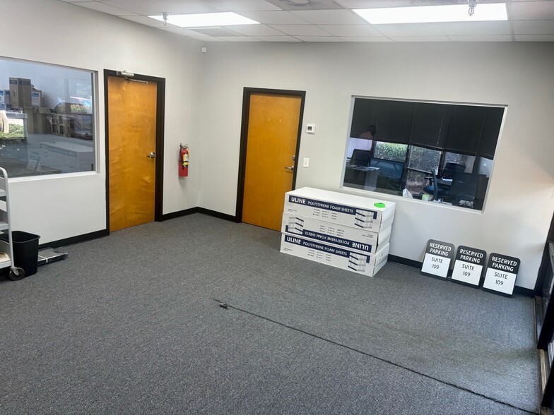 1590 N Roberts Rd, Kennesaw, GA for lease - Interior Photo - Image 3 of 7