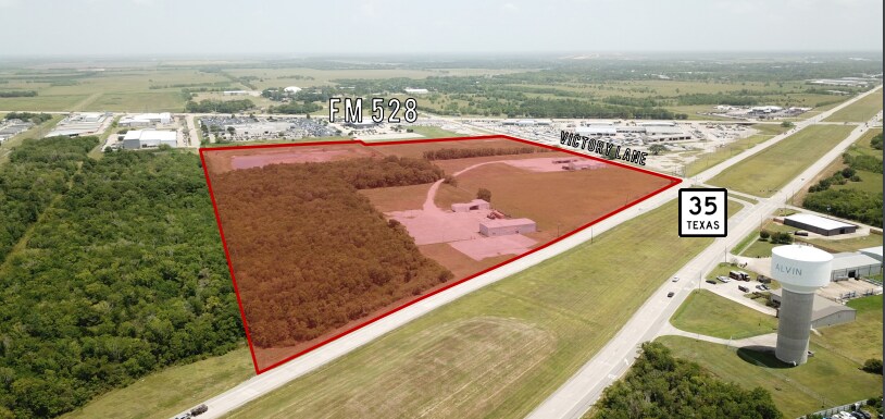 3700 N Highway 35 Byp, Alvin, TX for sale - Building Photo - Image 1 of 1