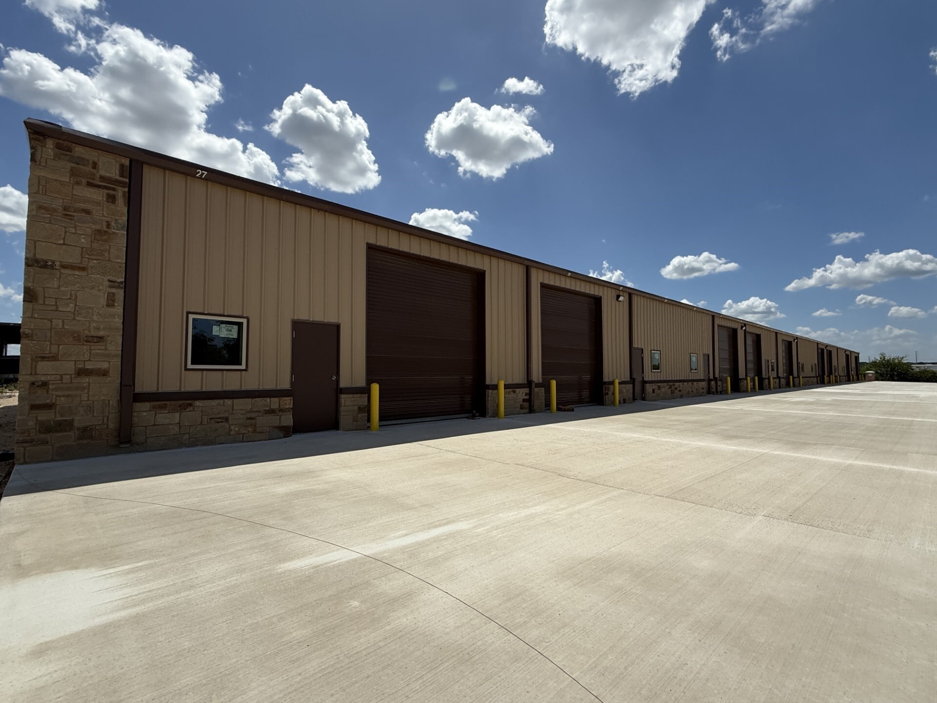 7990 Old Bastrop Rd, New Braunfels, TX for lease Interior Photo- Image 1 of 10
