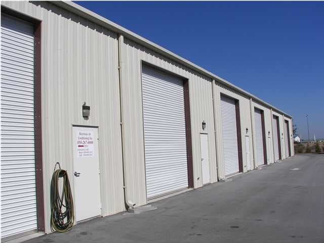 48 Commerce Ln, Freeport, FL for lease - Building Photo - Image 2 of 10