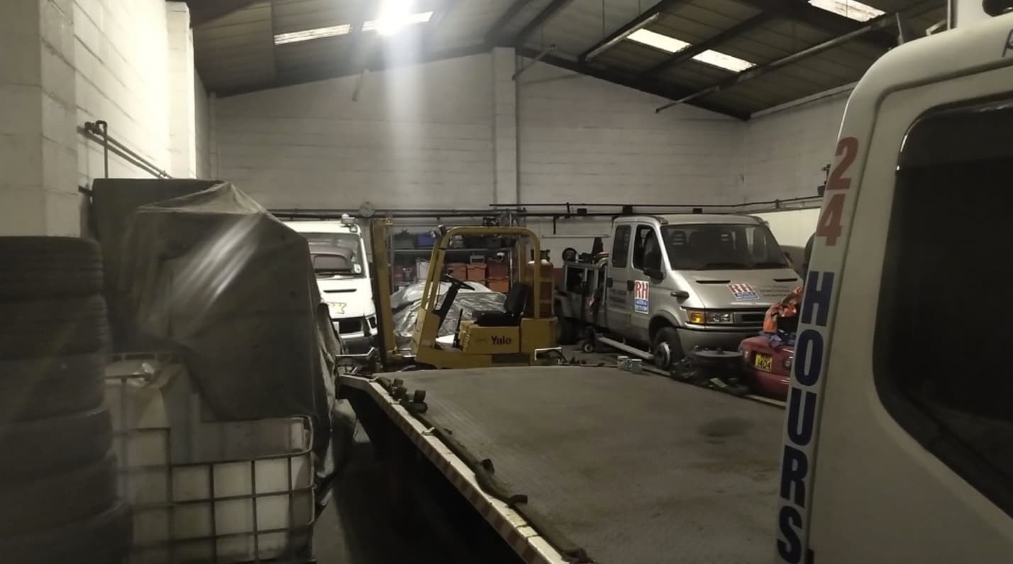 Northumberland Ave, Hull, NHS HU2 0LN - Unit 2 -  - Interior Photo - Image 1 of 2