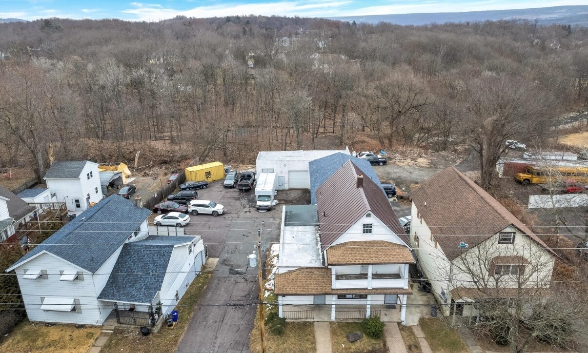 906 W Market St, Scranton, PA for sale Primary Photo- Image 1 of 1