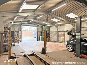 Astley, Shawbury for lease Interior Photo- Image 1 of 3