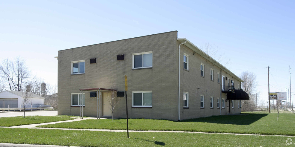 860 Colorado Ave, Lorain, OH for sale - Building Photo - Image 1 of 1