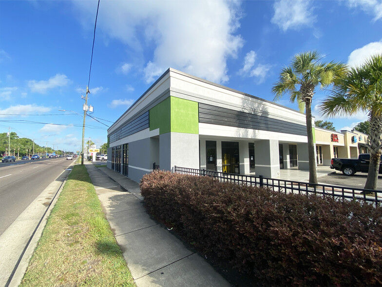 1662 Savannah Hwy, Charleston, SC for lease - Building Photo - Image 1 of 15