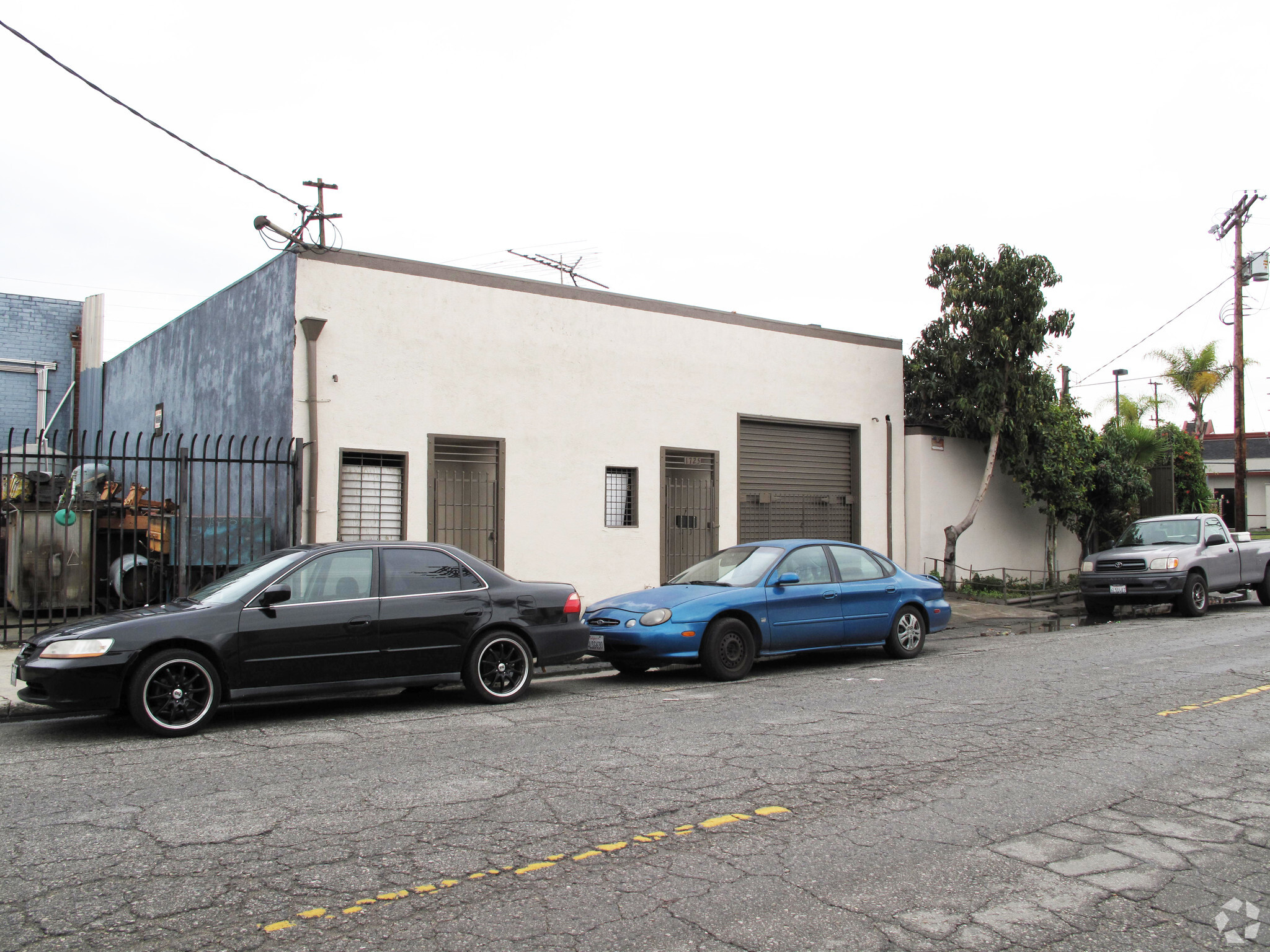 1725 Newton St, Los Angeles, CA for lease Primary Photo- Image 1 of 11