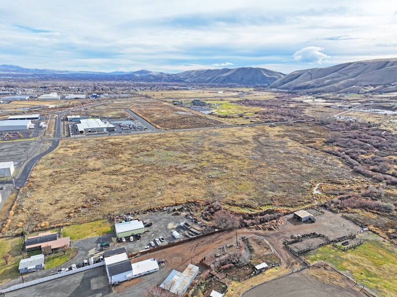 2800 Goodman Rd, Union Gap, WA for sale - Aerial - Image 3 of 10