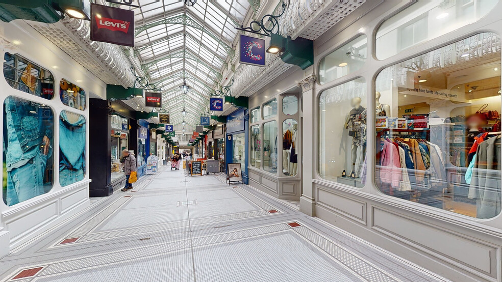 Briggate, Leeds for lease - Matterport 3D Scan - Image 3 of 25