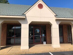 1658 Pleasure House Rd, Virginia Beach, VA for lease Interior Photo- Image 1 of 18