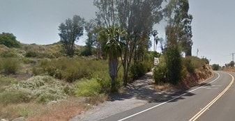 Vacant Lot with Freeway Visibility - Pub