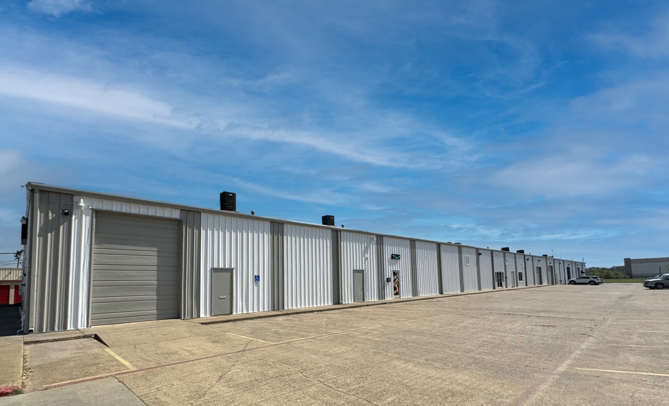 1210 W Scyene Rd, Mesquite, TX for sale - Building Photo - Image 1 of 1