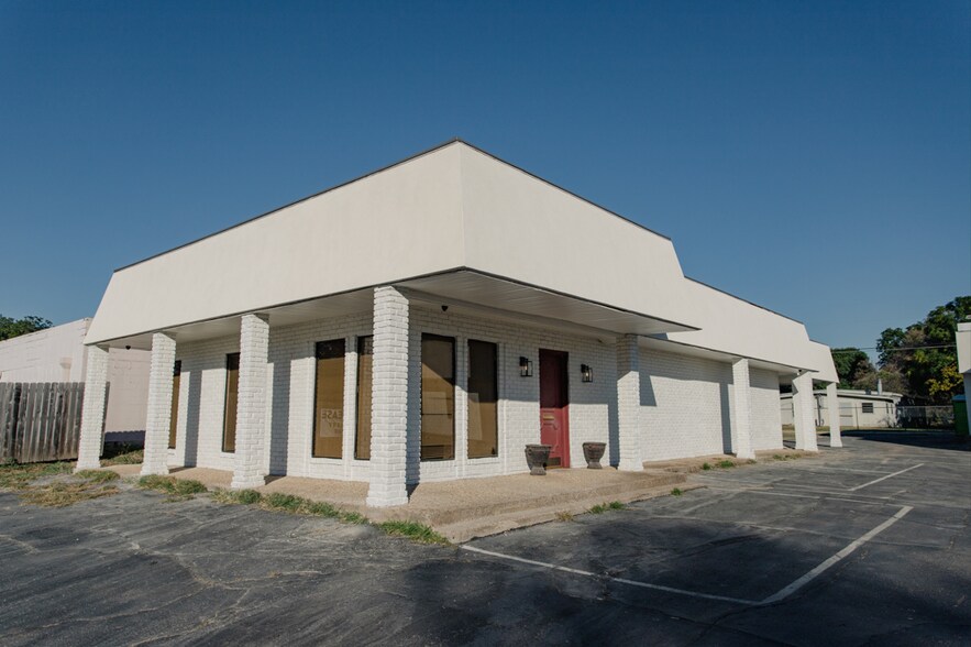 3621 Bosque Blvd, Waco, TX for sale - Building Photo - Image 1 of 1