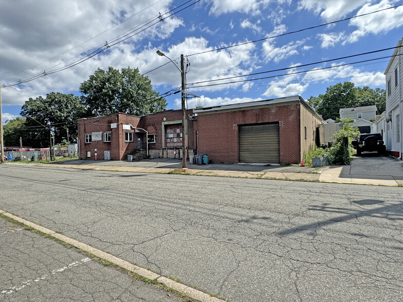 109 West Shore Ave, Dumont, NJ for sale - Building Photo - Image 2 of 11