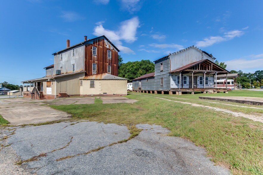 100 Ellison St, Fountain Inn, SC, 29644 - Warehouse ...