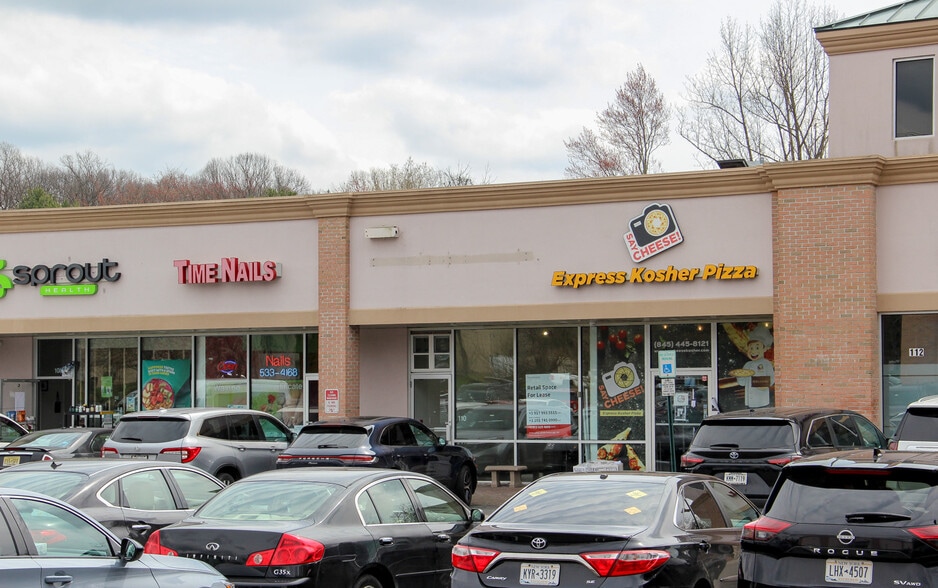 329 Route 59, Airmont, NY for lease - Building Photo - Image 1 of 6