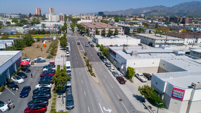 810-822 S San Fernando Blvd, Burbank, CA - aerial  map view