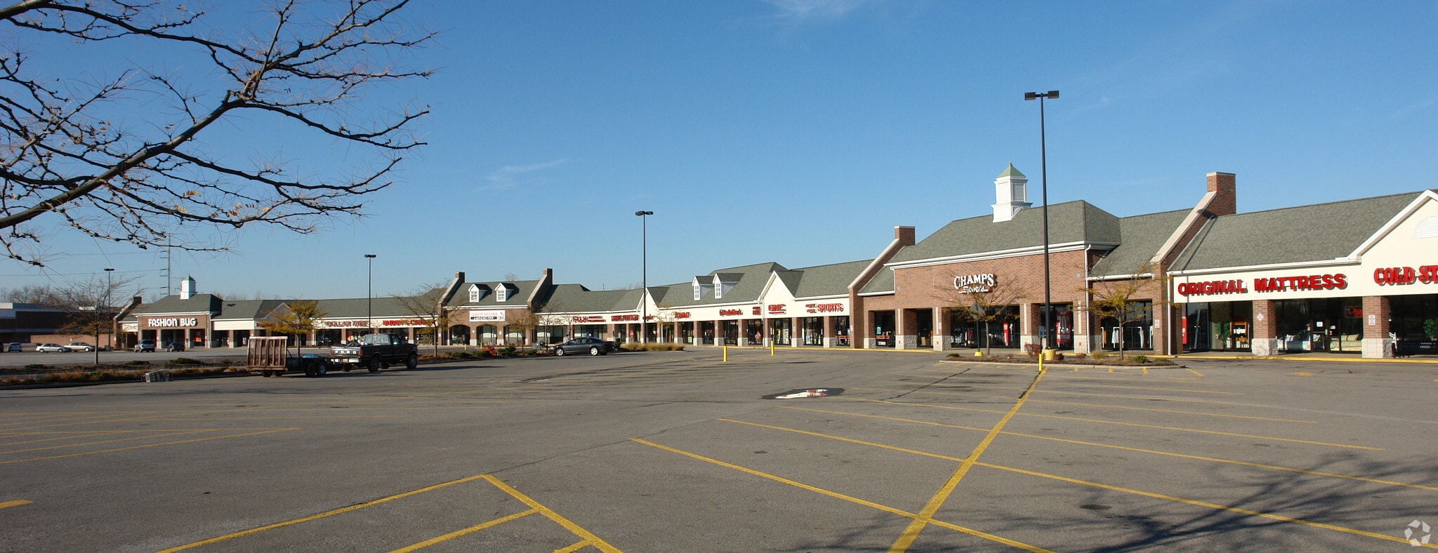 81608210 Macedonia Commons Blvd, Macedonia, OH 44056 Macedonia