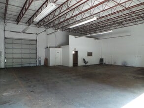 337-379 SW 13th Ave, Pompano Beach, FL for lease Interior Photo- Image 2 of 3
