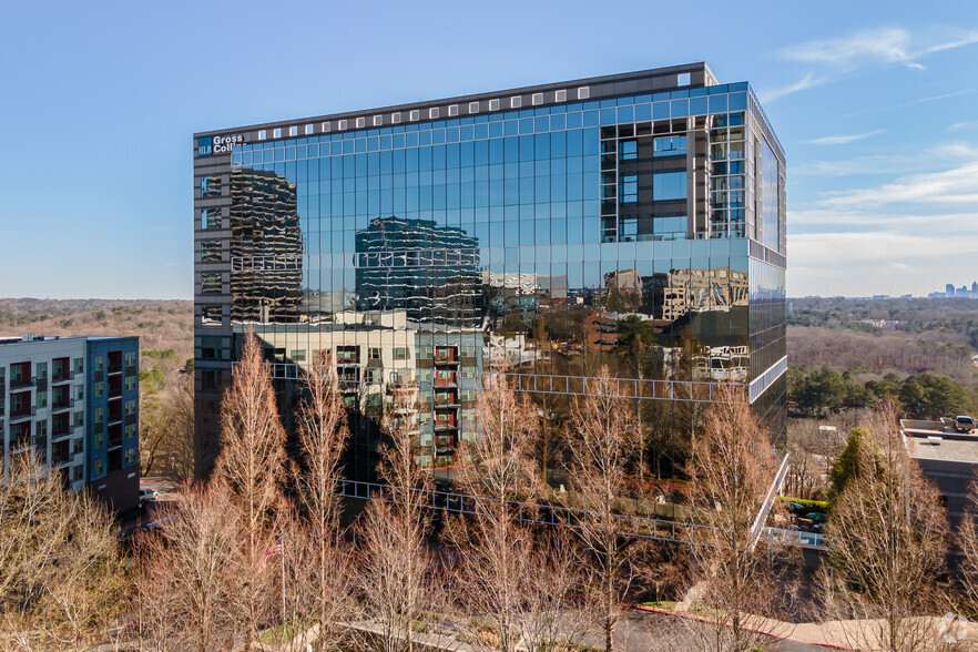 3330 Cumberland Blvd, Atlanta, GA for lease - Building Photo - Image 1 of 20