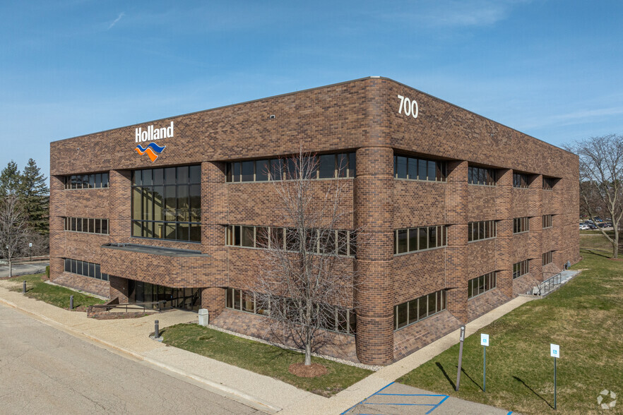 700 Waverly Rd, Holland, MI for lease - Building Photo - Image 3 of 27