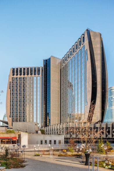 1 Avenue Du Général De Gaulle, Puteaux for lease - Building Photo - Image 3 of 7