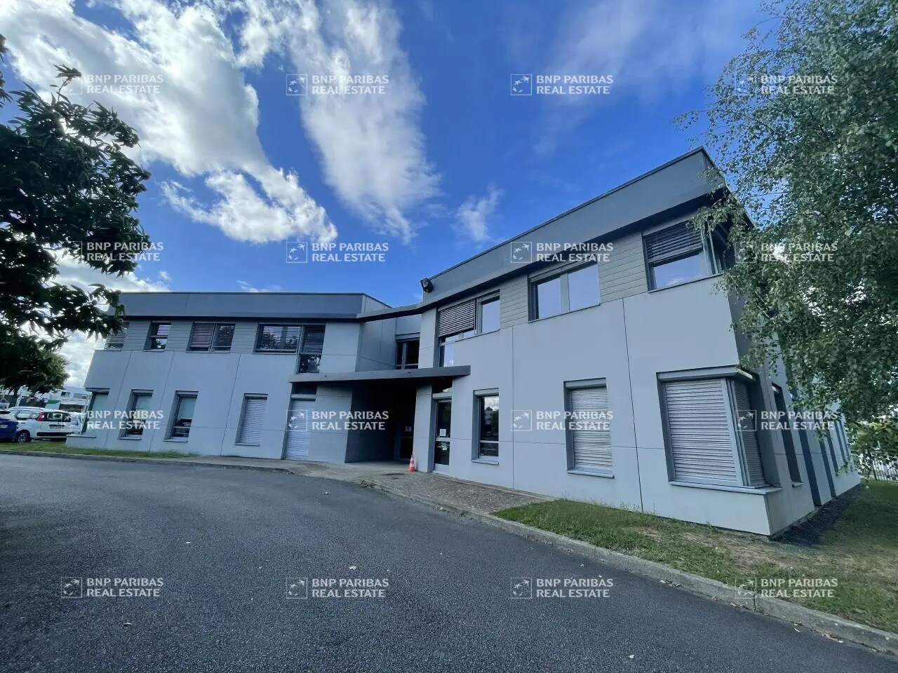 Office in Saint-Herblain for sale Building Photo- Image 1 of 11