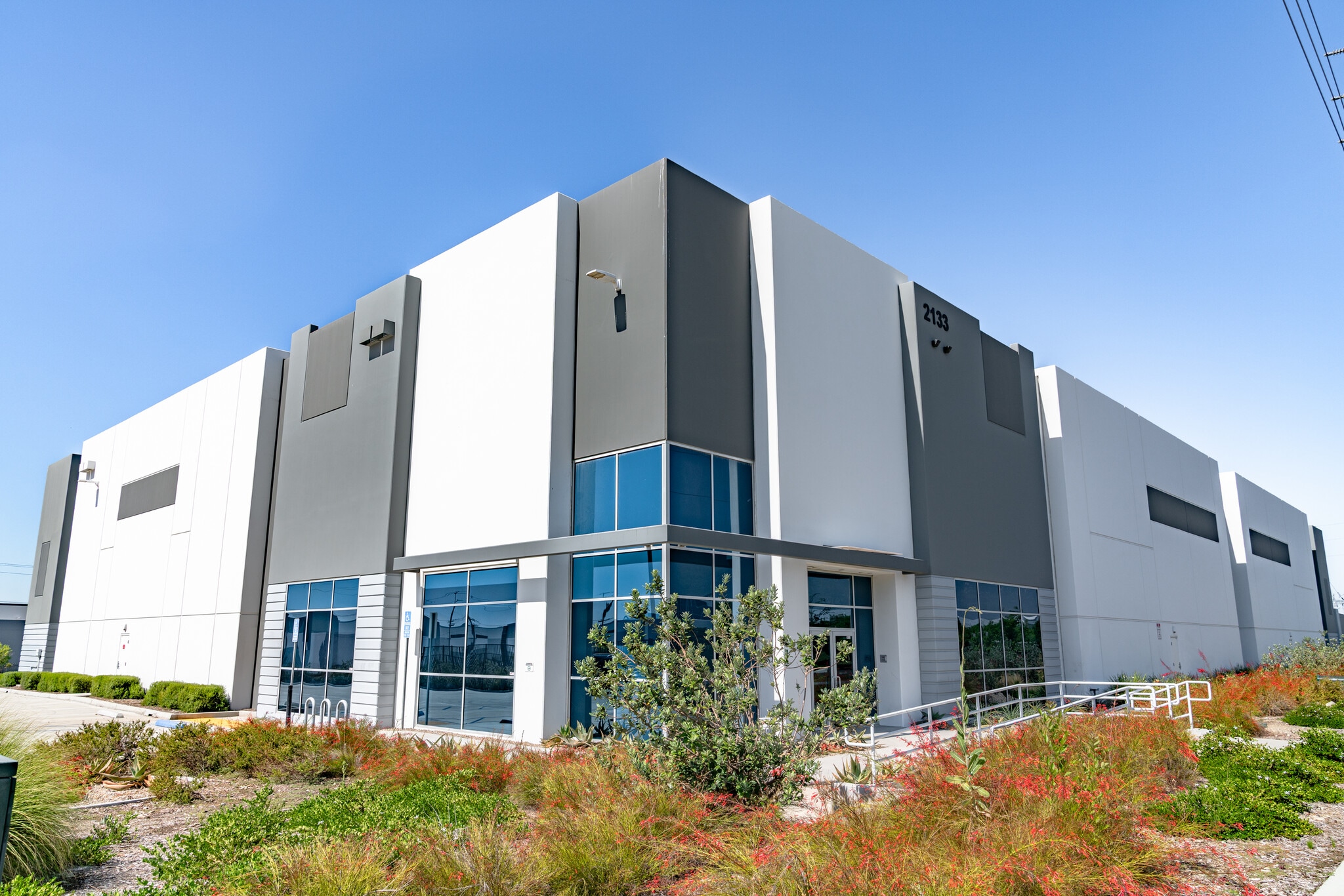 2133 W Casmalia St, Rialto, CA for lease Building Photo- Image 1 of 12