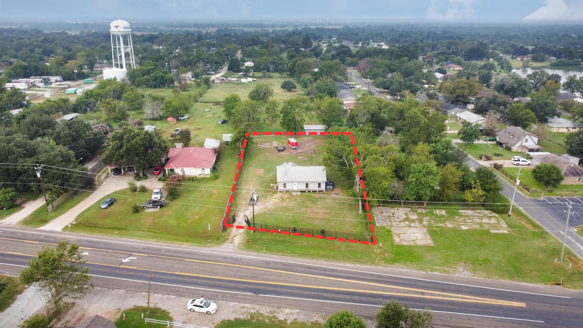 1015 N May St, Madisonville, TX for sale Aerial- Image 1 of 7