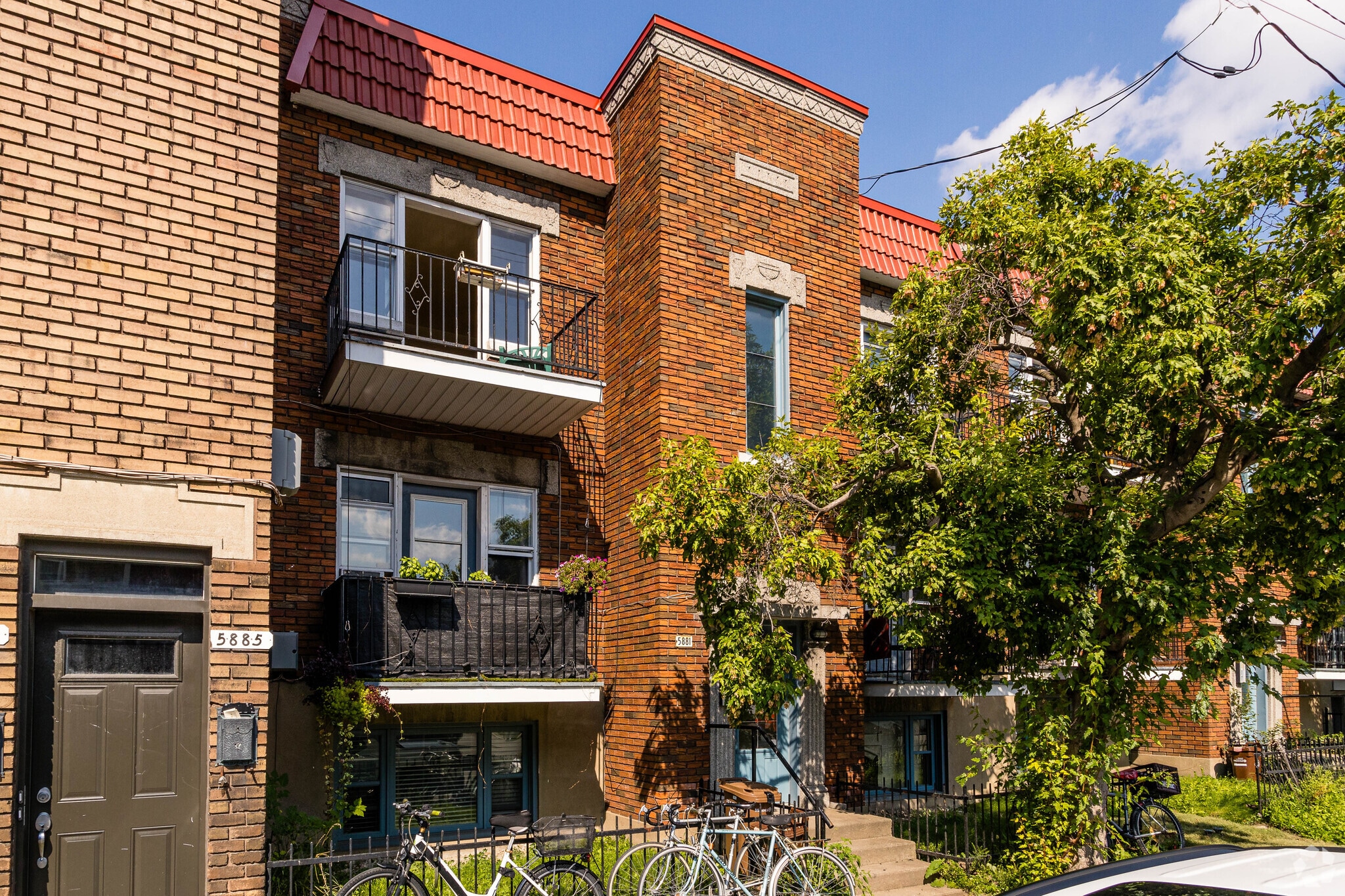 5881 Rue Cartier, Montréal, QC for sale Building Photo- Image 1 of 1