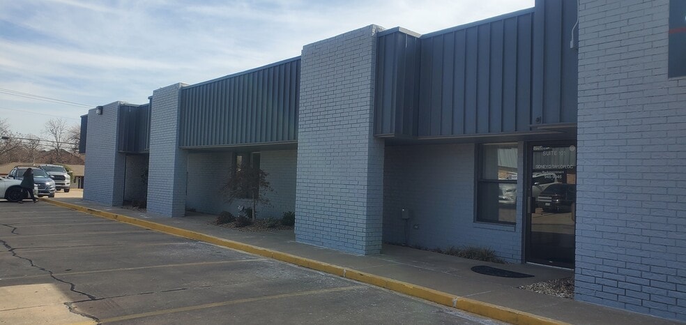 3617 N Meridian Ave, Oklahoma City, OK for sale - Building Photo - Image 2 of 6