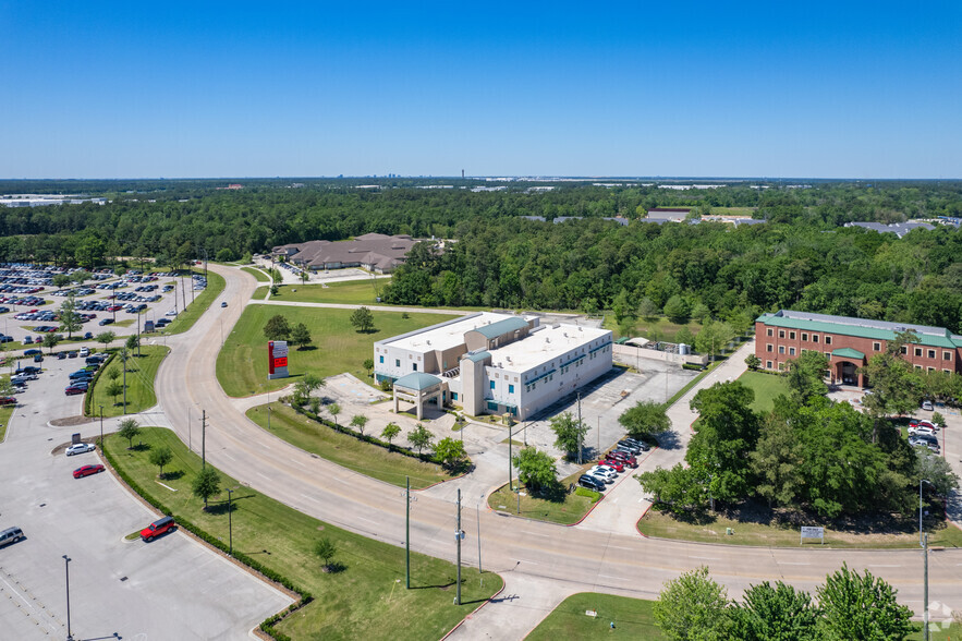 19211 McKay Blvd, Humble, TX for sale - Aerial - Image 2 of 9