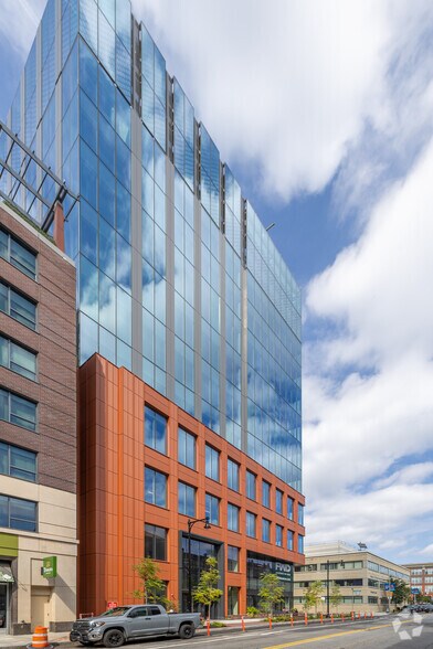 109 Brookline Ave, Boston, MA for lease - Building Photo - Image 2 of 4