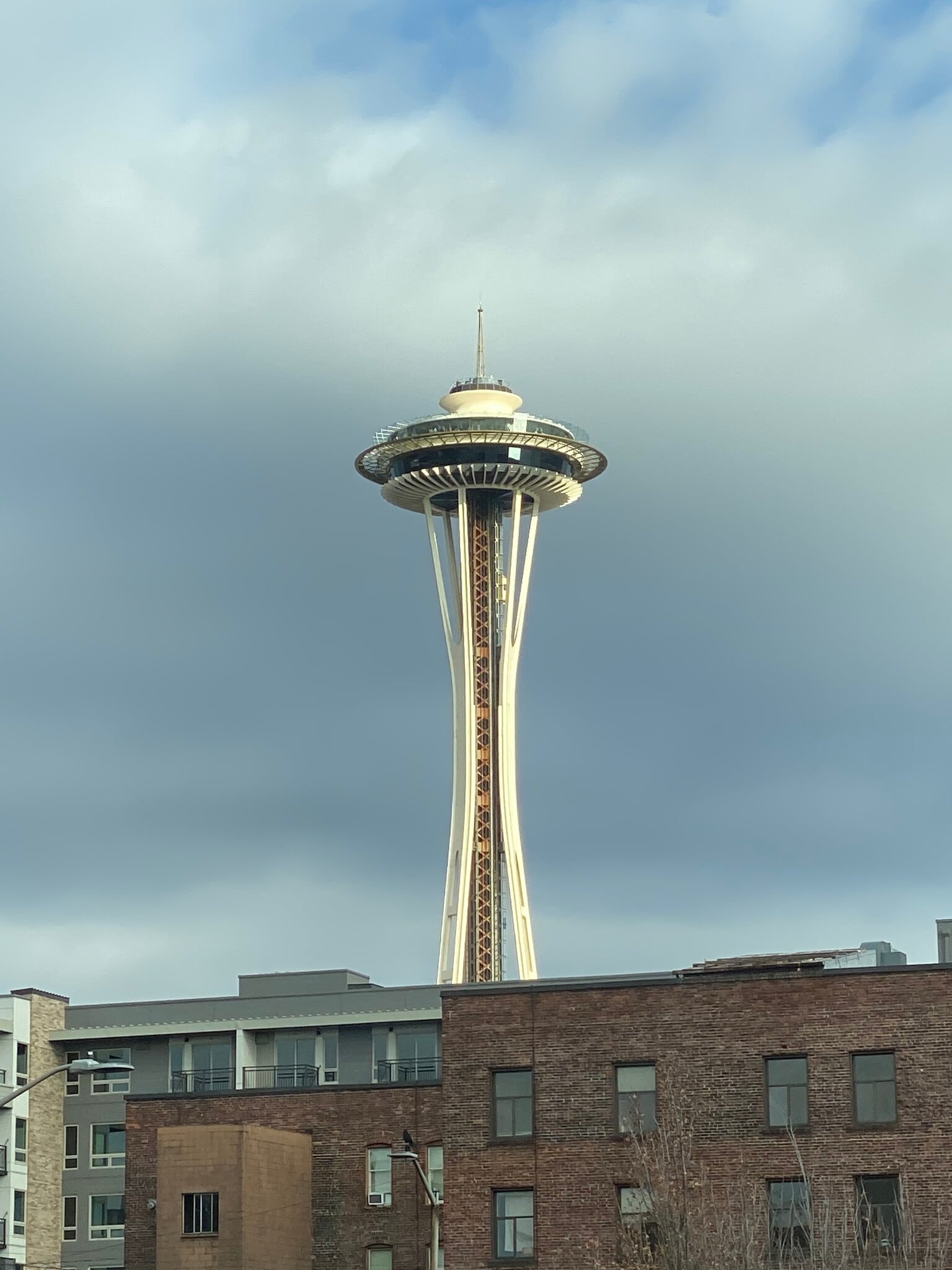 3131 Western Ave, Seattle, WA for lease Building Photo- Image 1 of 4