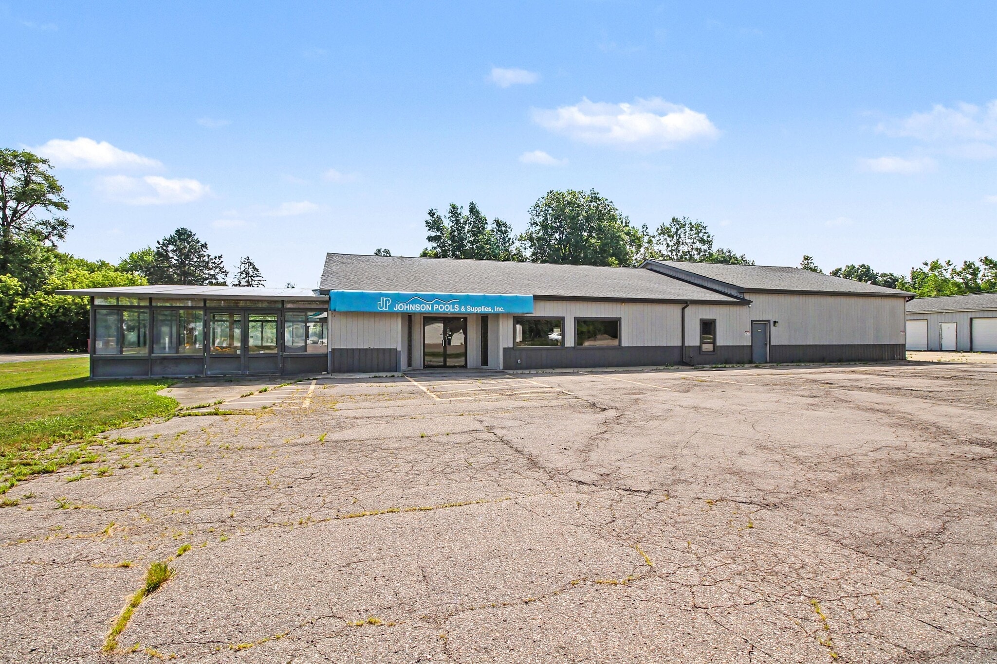 6017 W Pierson Rd, Flushing, MI for sale Building Photo- Image 1 of 7
