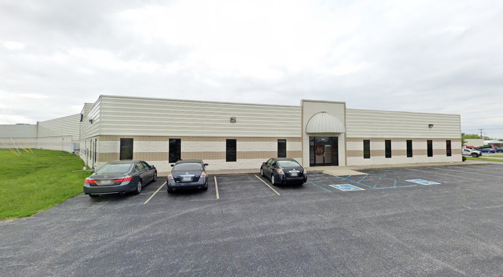 5739 Professional Cir, Indianapolis, IN for lease - Building Photo - Image 1 of 9