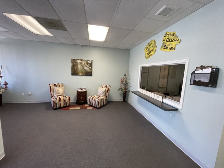 70-90 Main St, Chicopee, MA for lease - Interior Photo - Image 3 of 11