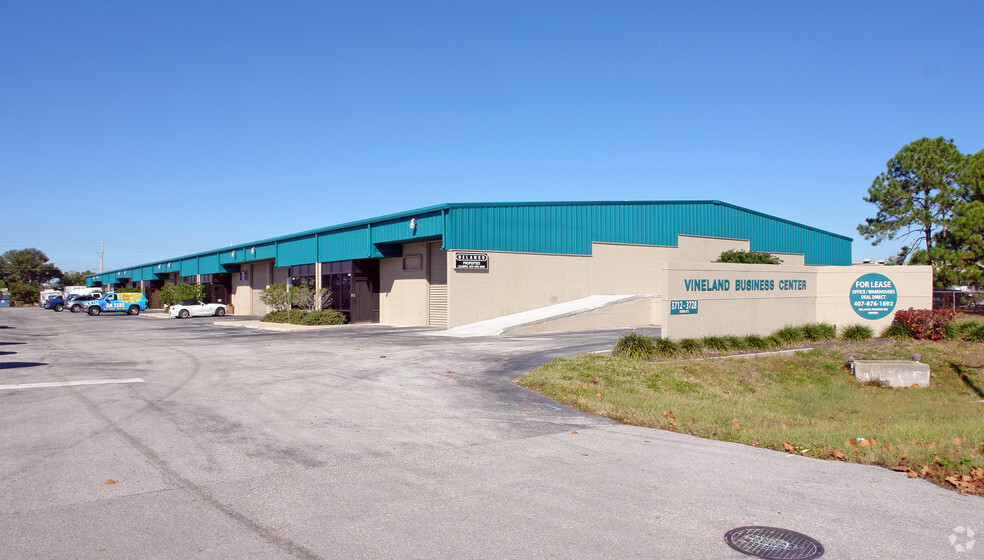 3712-3728 Vineland Rd, Orlando, FL for lease - Primary Photo - Image 1 of 4