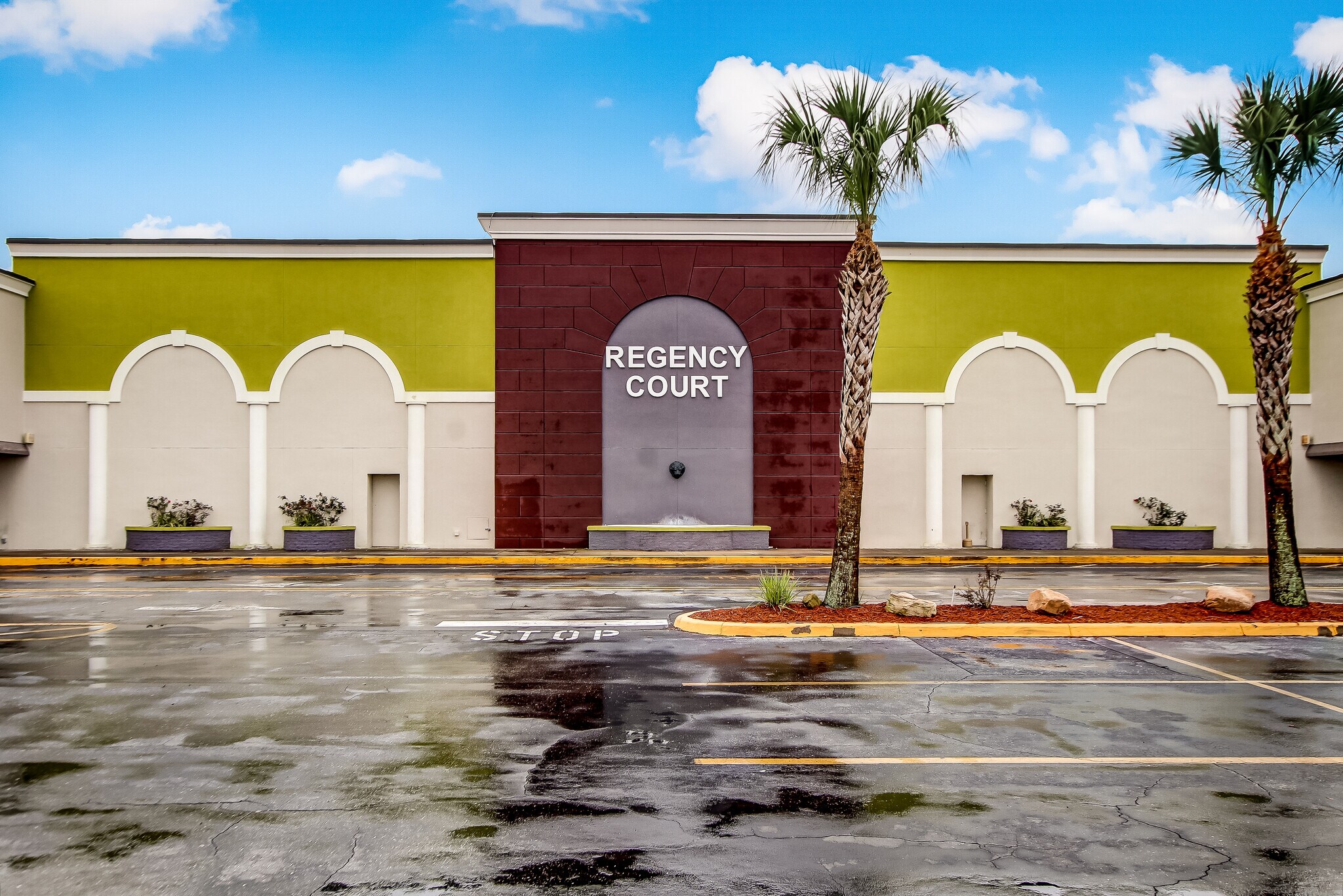 92229398 Arlington Expy, Jacksonville, FL 32225 Regency Court